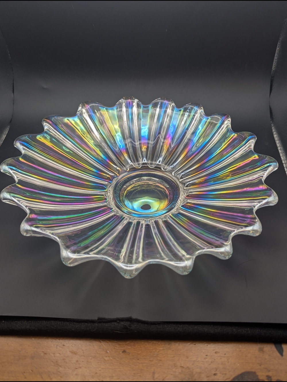 Federal Glass Iridescent Flower Plate